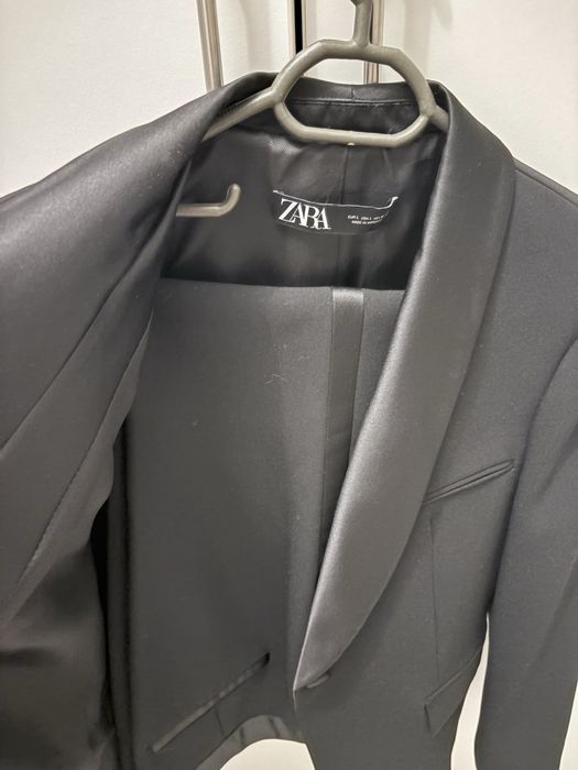 Costum zara cu rever satinat