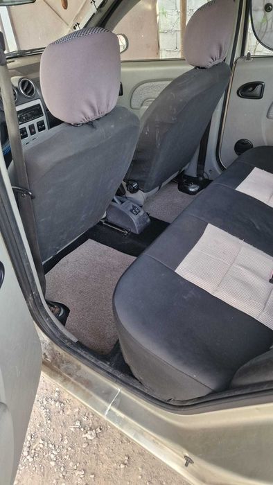 Dacia Logan 1.6 benzină