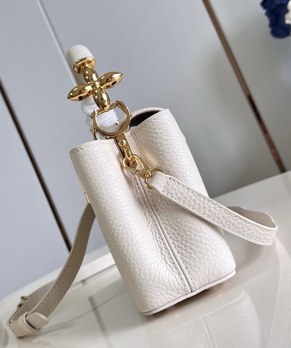 Geanta Louis Vuitton Capucines