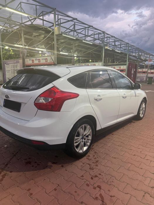 FORD Focus 2011 — imagine 3