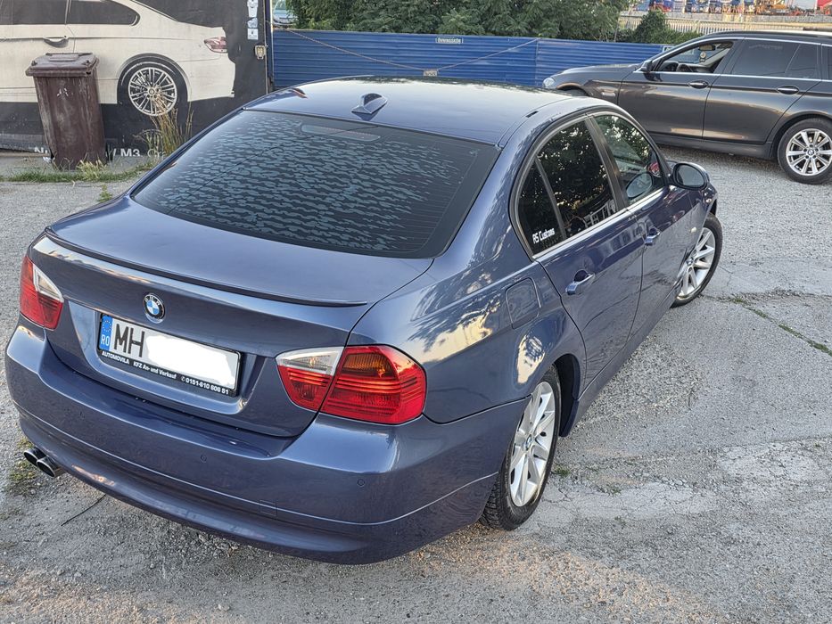 320d Automat cu navigatie 3000euro fix!
