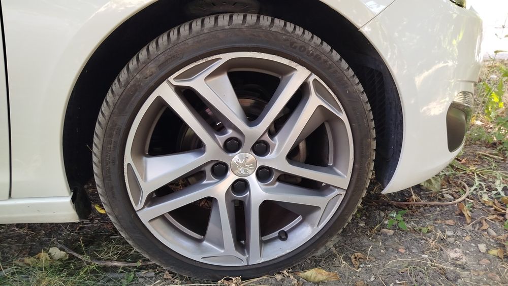 Гуми с джанти 18 пежо