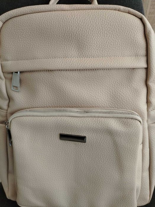Дамска раница за лаптоп 25 Евро