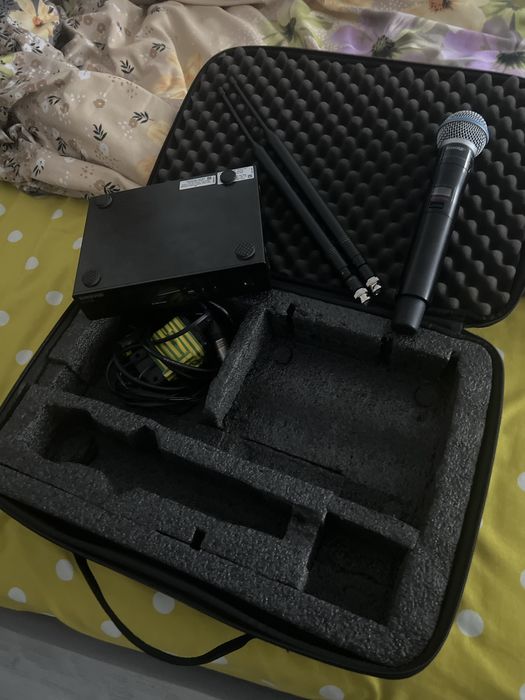 Vand microfon original Shure QLX beta58 ca nou