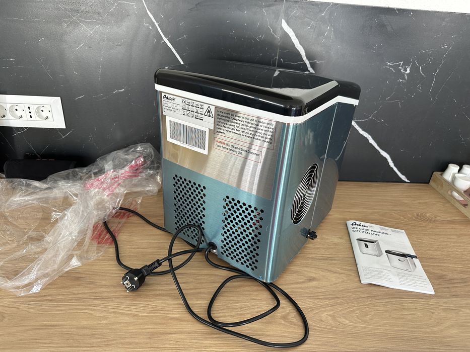 Aparat de facut gheata Arktic by Hendi 12kg/24 ore