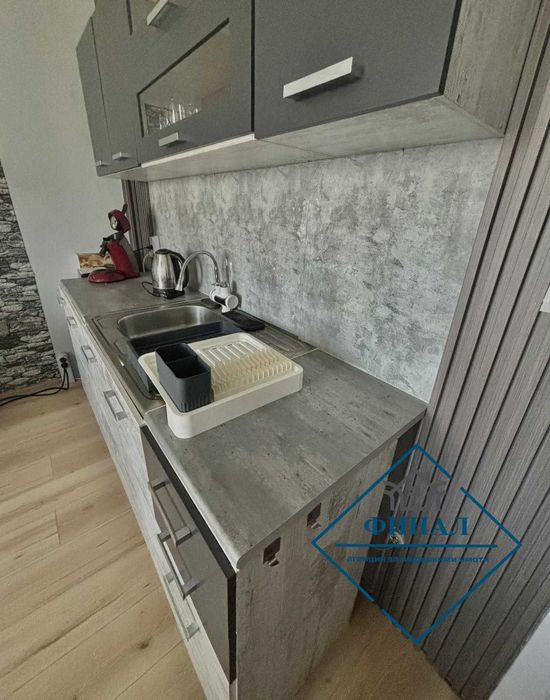 Тристаен апартамент в кв. Боян Българанов