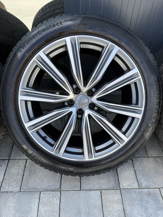 audi Q8 орогинални 285/45/21 Дот 22г - 1.100€ без заварки