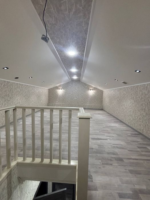 Mirabod rayonda 2 etajli kotej srochna sotiladi 24/7 qorovul hizmati