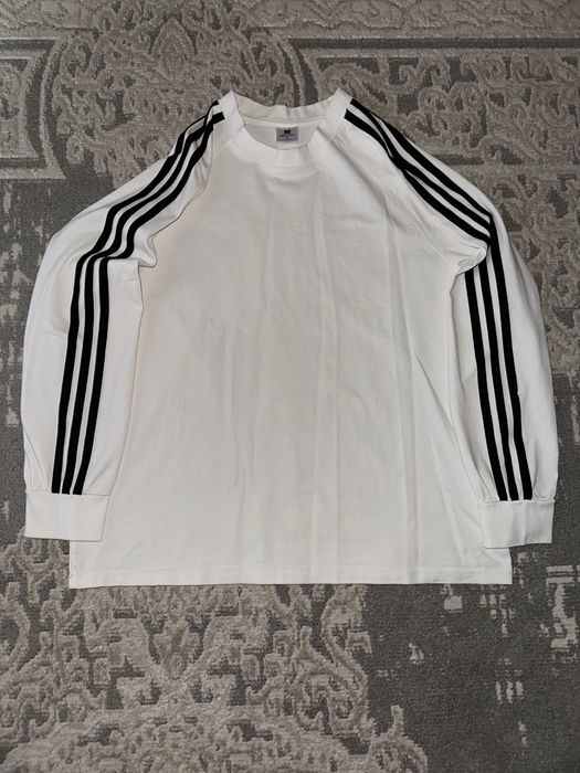 Адидас три полоски лонгслив теплый