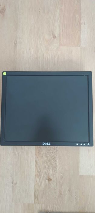 Продавам монитор DELL E178FPc – за части или ремонт