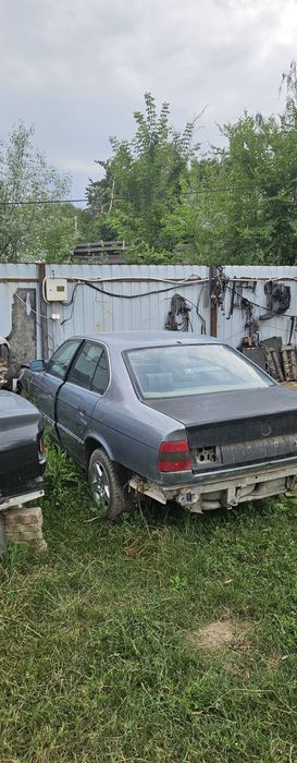BMW E34 (1990) — документы в порядке.