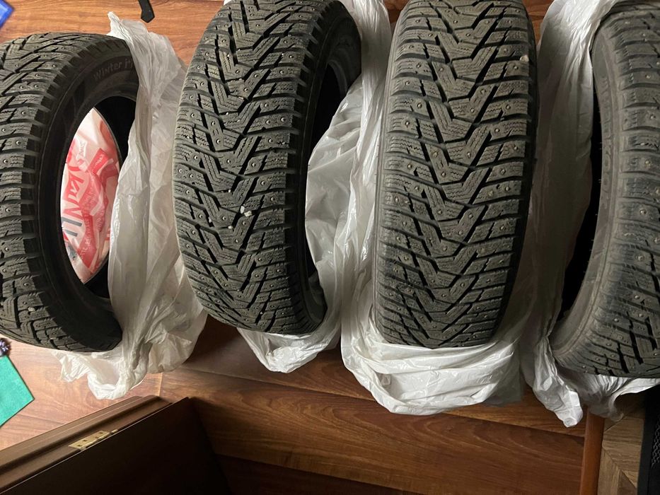 Продам зимнюю резину Hankook
