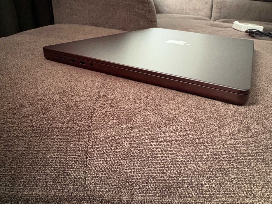 Apple Macbook Pro 16 M3 Pro 36 GB Ram 512 Disk