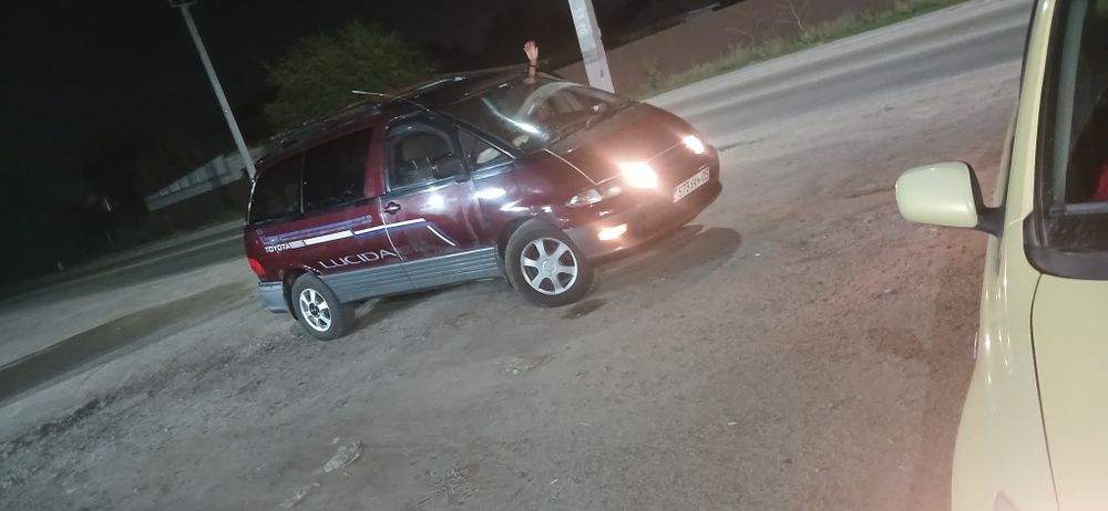 Продам семейное авто