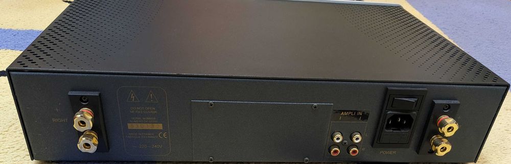 Amplificator de putere Atoll AM-200