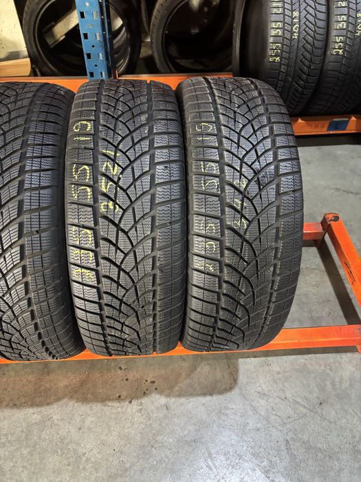 Anvelope Iarna 235/55/19 GoodYear UltraGrip Performance 235 55 19 R19