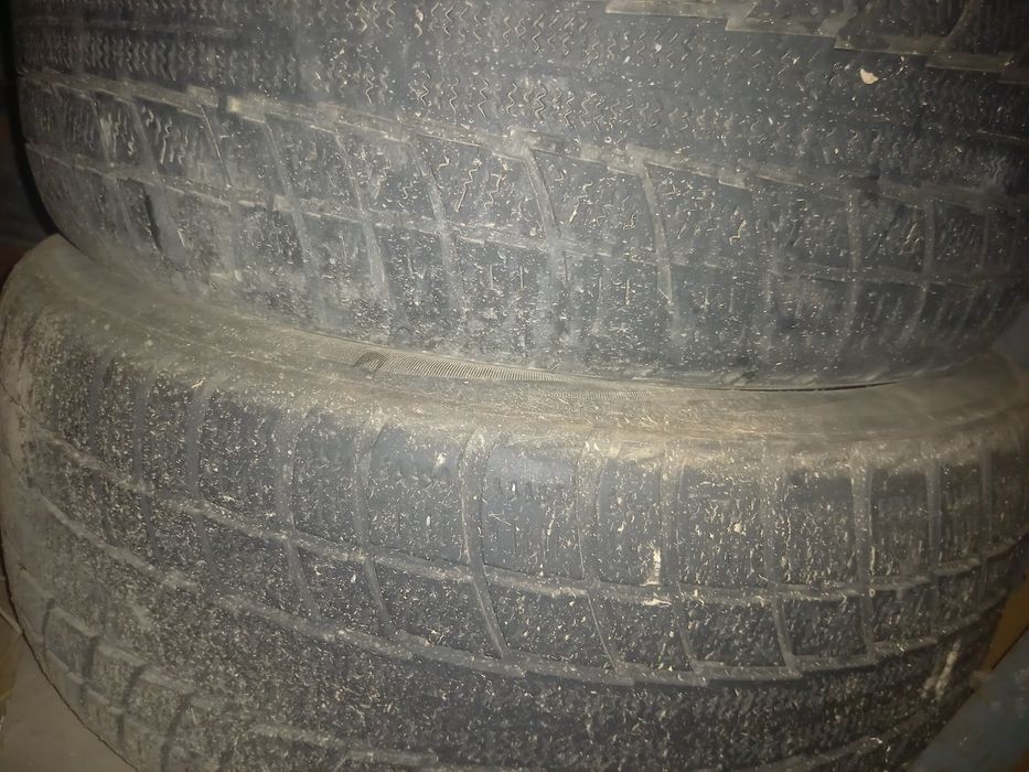 Продам шины зимние