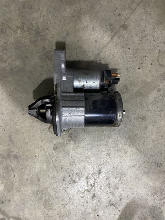 Стартер за Dacia 1.6 16V 102кс