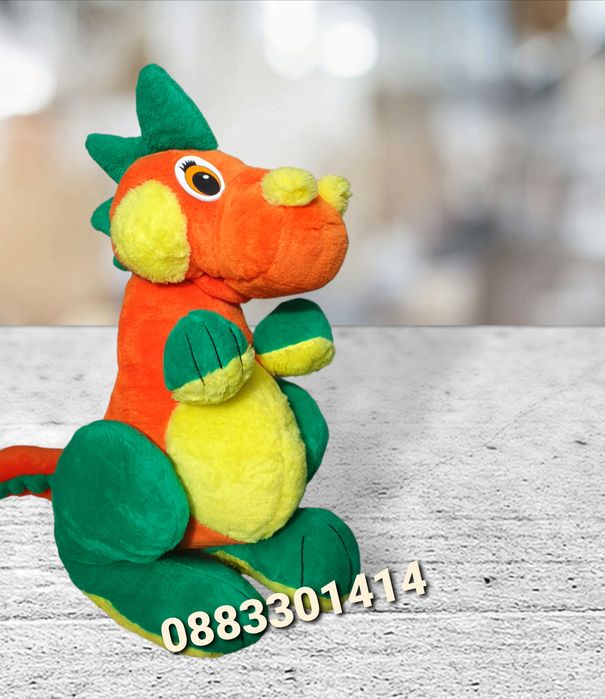 Плюшен голям Динозавър 70см