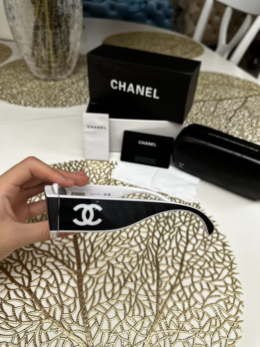 Ochelari de soare CHANEL