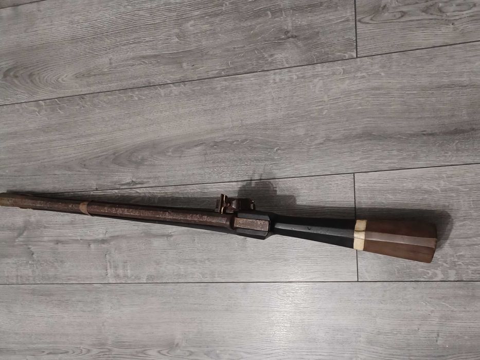 Стара пушка шишане