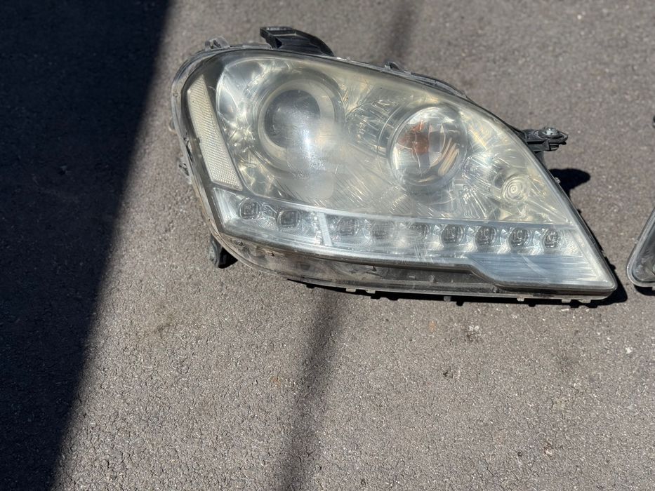 Фарове за MERCEDES ML W164 FACE