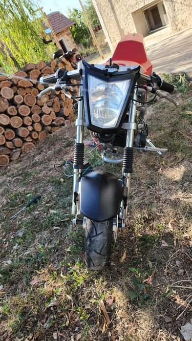 Мини покет със електрически стартер