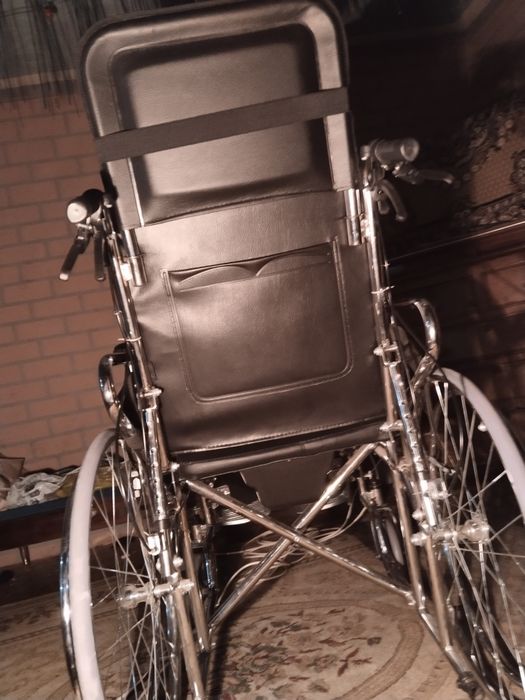 Инвалидная коляска