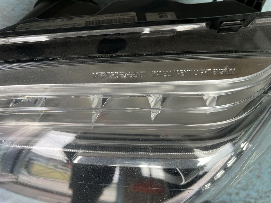 Far stânga Mercedes GLK X204 Facelift Bi-Xenon ZKW OEM A2048201539