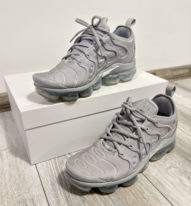 Мъжки маратонки Vapormax plus