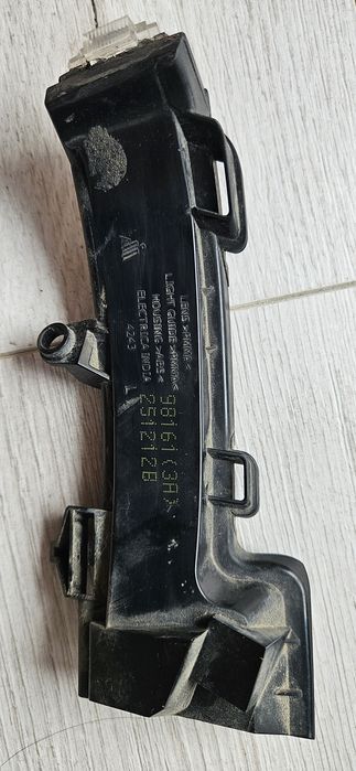 Semnalizare oglinda skoda octavia 3
