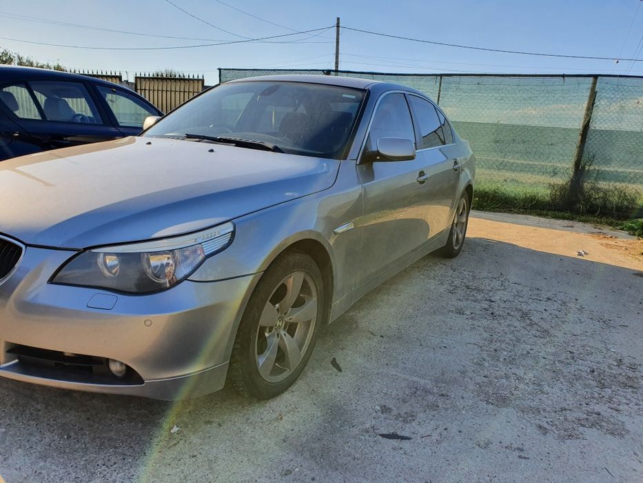 Dezmembrez BMW 520d E60