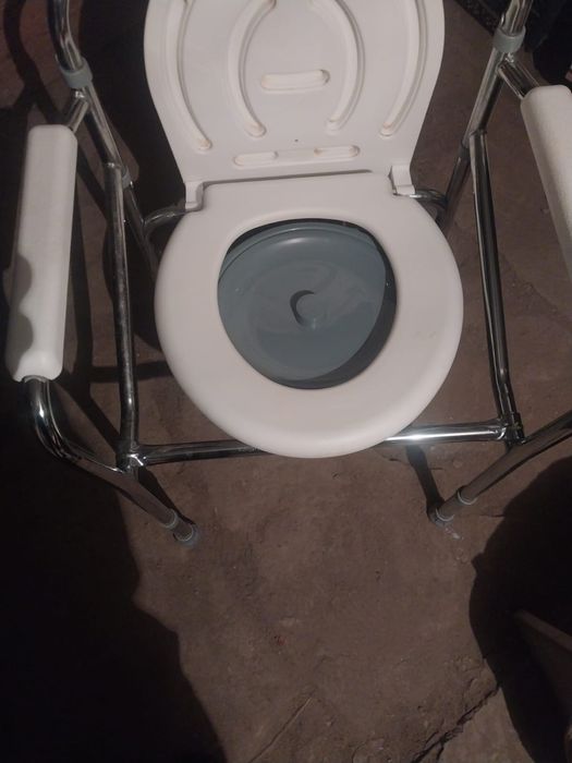 Продам БИО Туалет новый