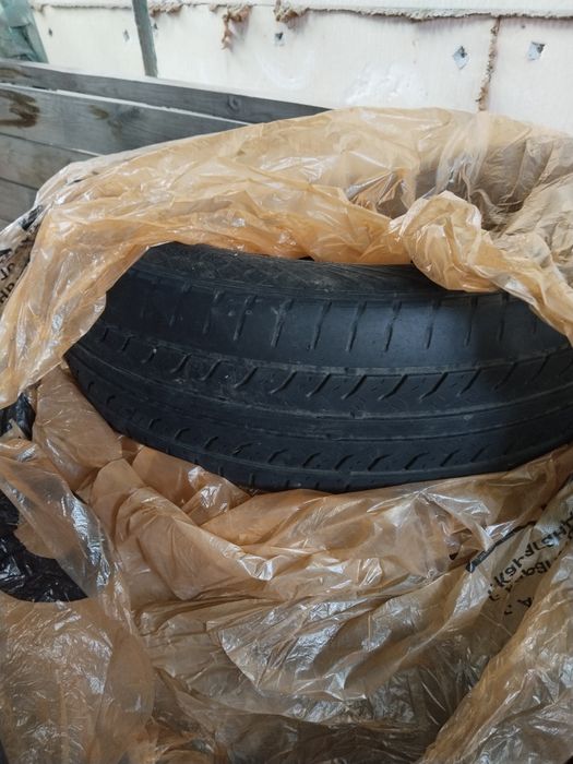 Продам резину диаметр на фото