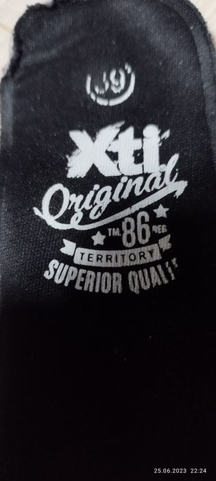 Adidași de pânză xti