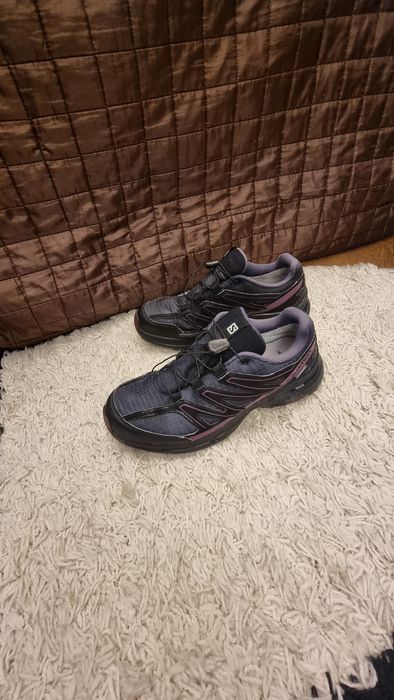 Adidasi SALOMON Goretex marimea 39 și 1/3
