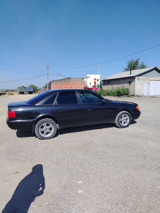Продам ауди 100 с4 2.3