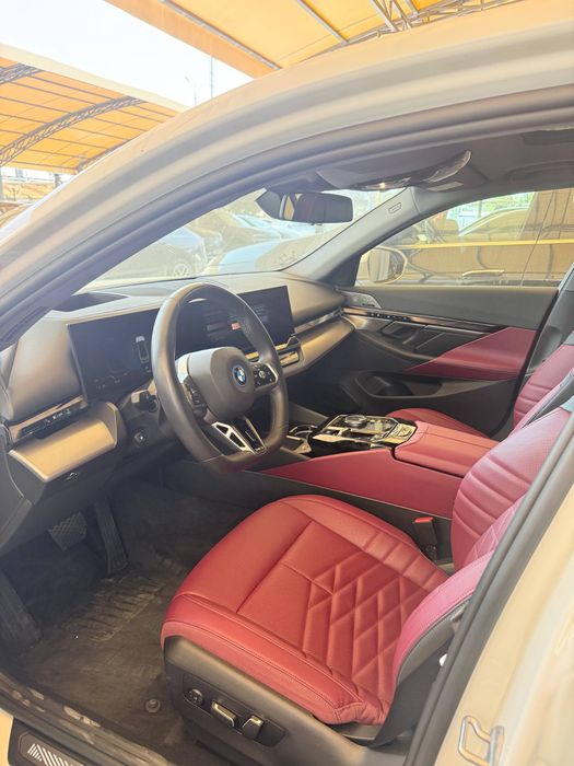 BMW i5 40L M Sport 2025 yil