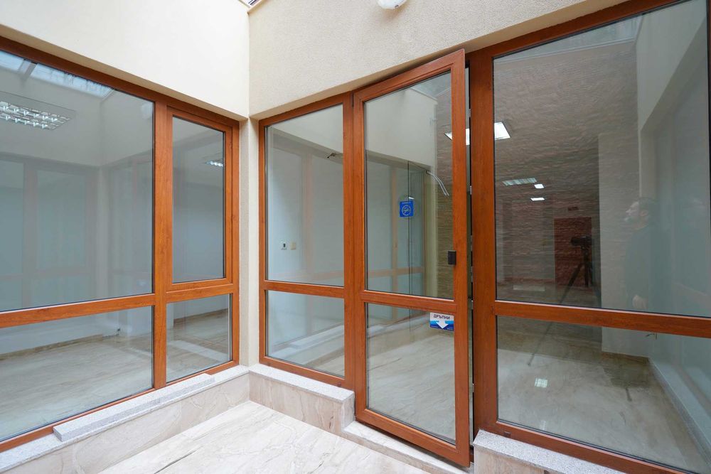 Продава се  в Варна, Център -  кв.м за 0 €/ - Снимка #17