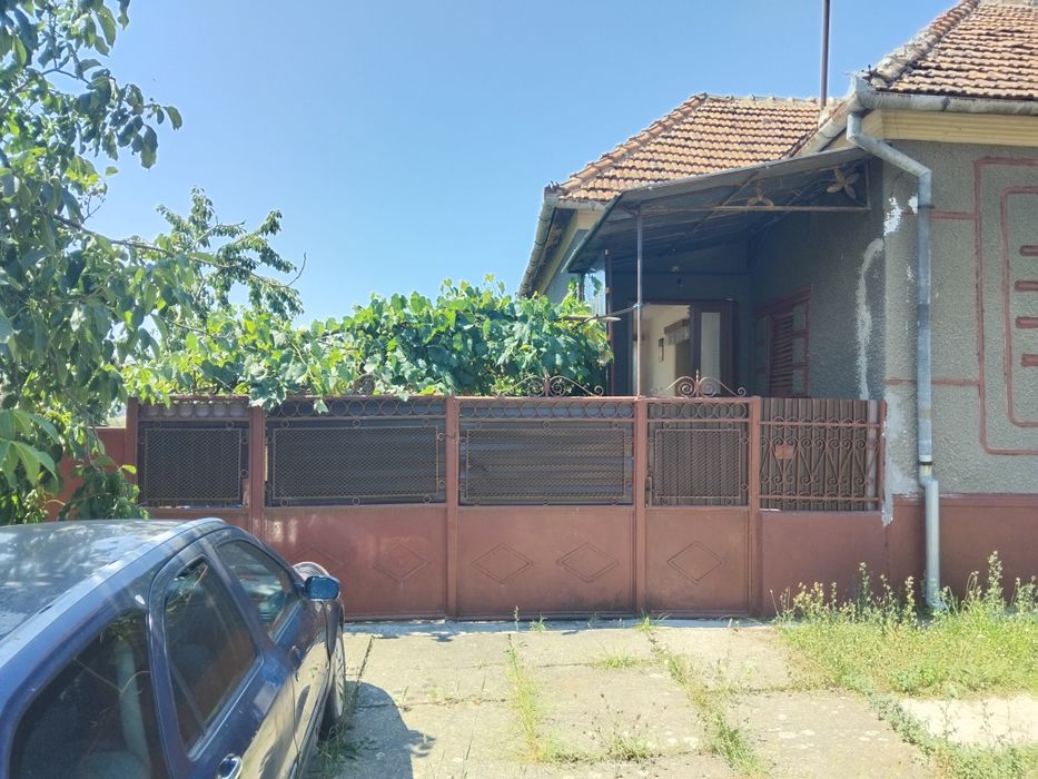 Vând casă în Cuied județul Arad