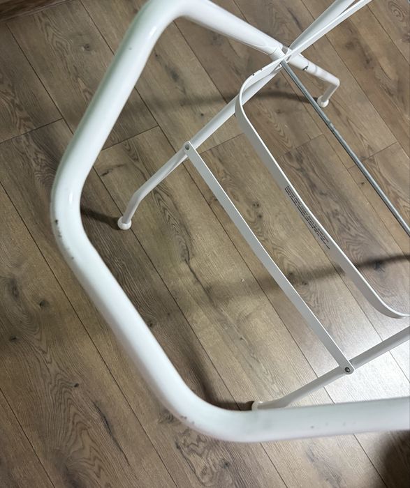 Cadita cu suport metalic si suport de plastic