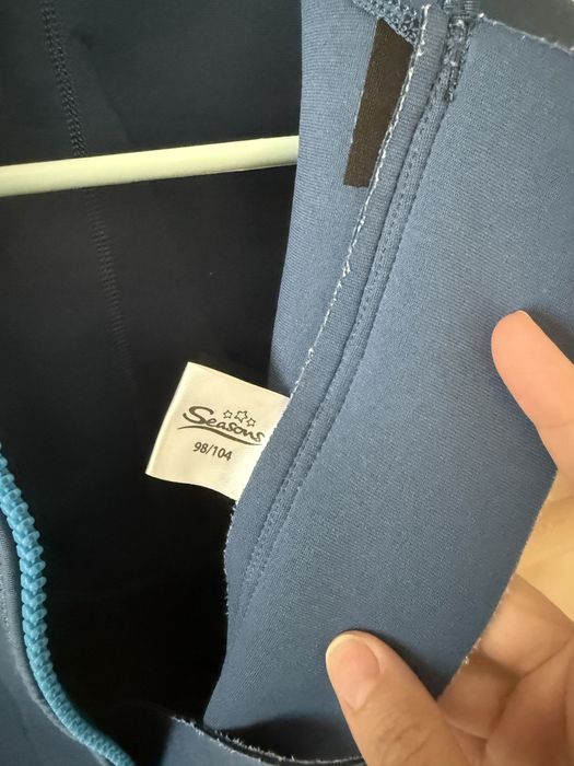 Продавам детски неопрен