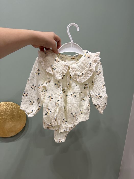 Продам платья для девочек до года