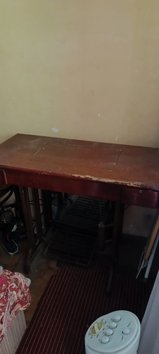 Donez mașină de cusut Ileana