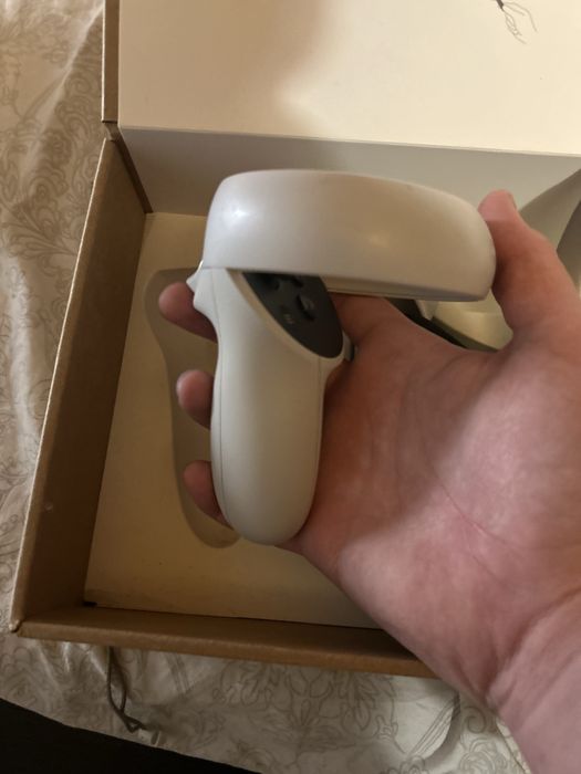Oculus quest 2 (vand urgent)