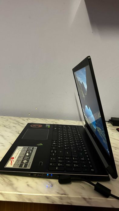 Лаптоп Acer Aspire 7 (A715-74G) - Перфектно състояние