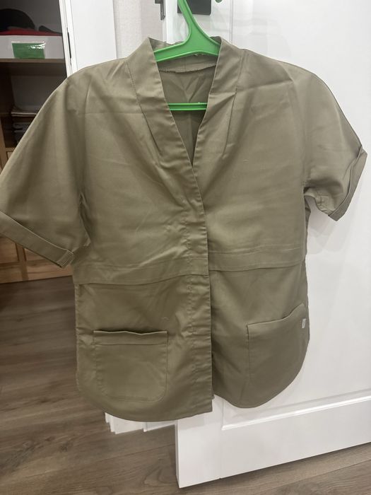 Медицинский костюми