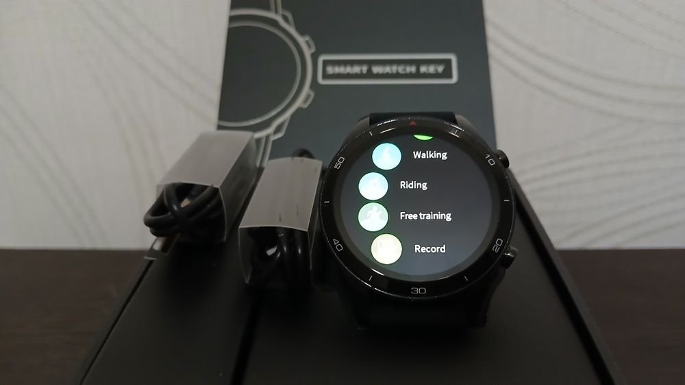 Продам смарт часы для Changan  CS55plus, CS75plus