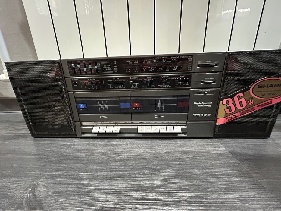 Sharp GF560,  хорошее состояние, цена окончательно.