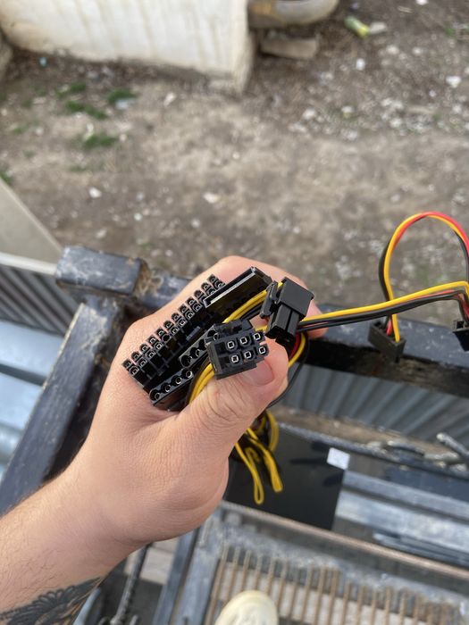 Продаю блок питания 400 Вт